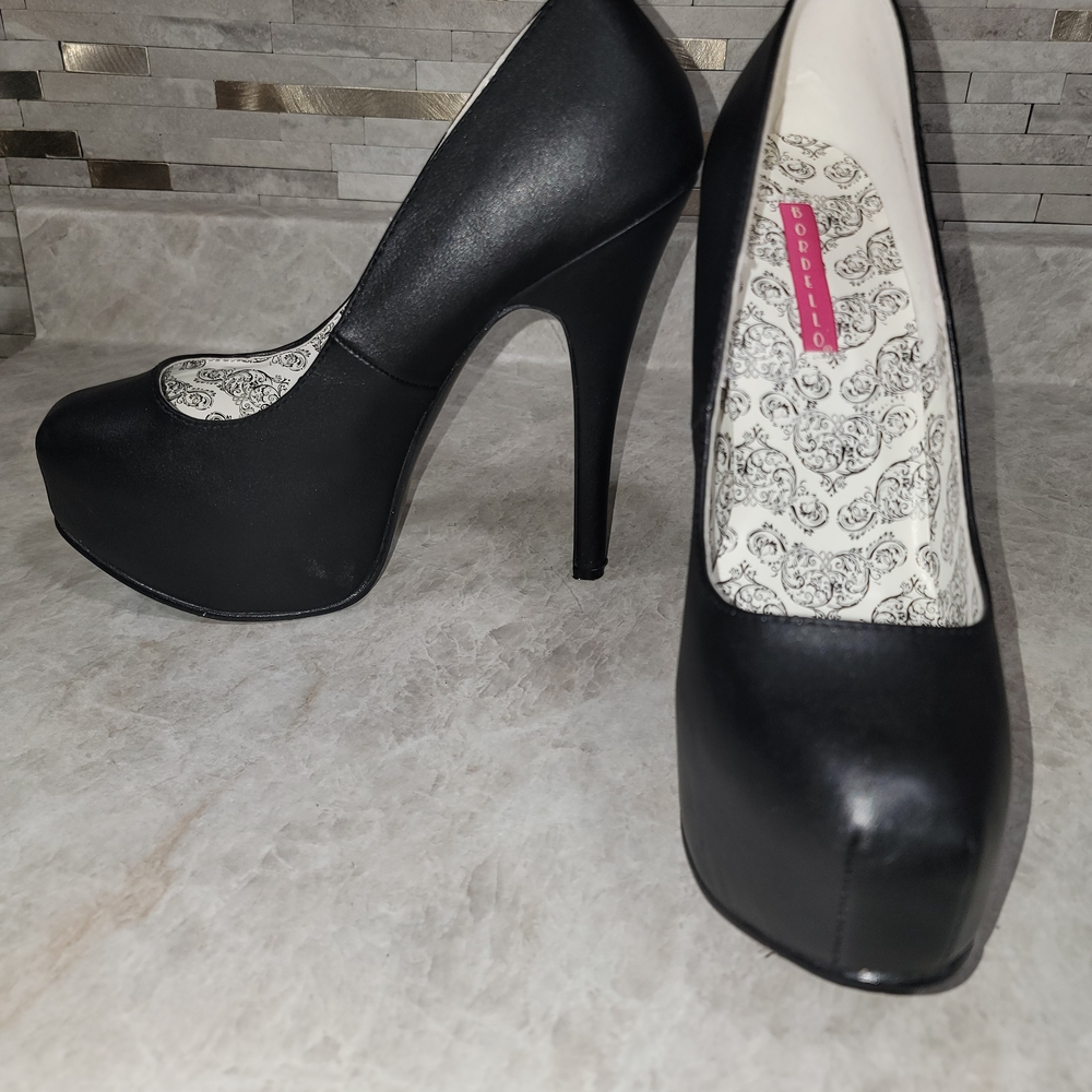 Bordello Teaze Black Platform Heels